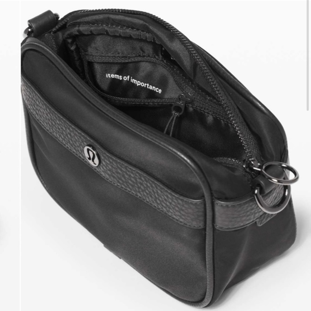 Lululemon Now and Always Crossbosy *3L